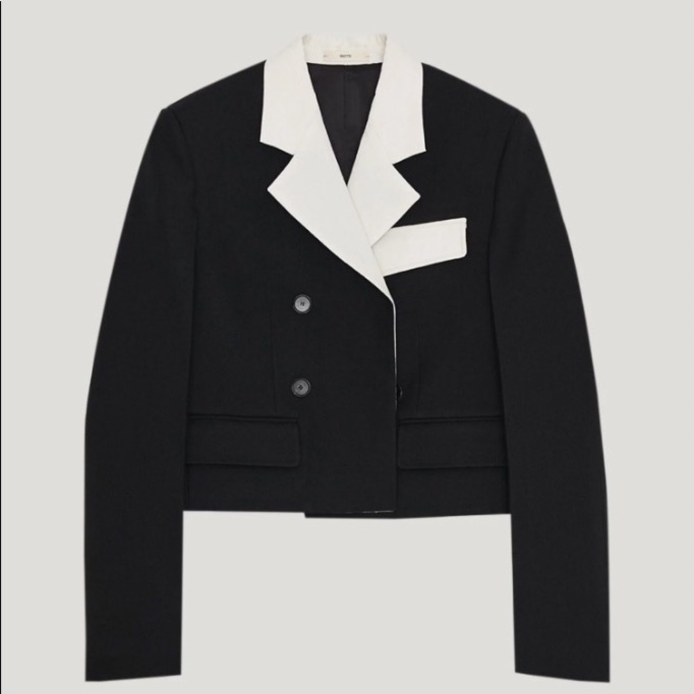 ISO RECTO Contrast- Collar Wool Short Jacket